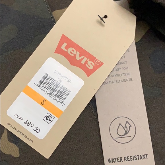 Levi’s jacket - Picture 2 of 4